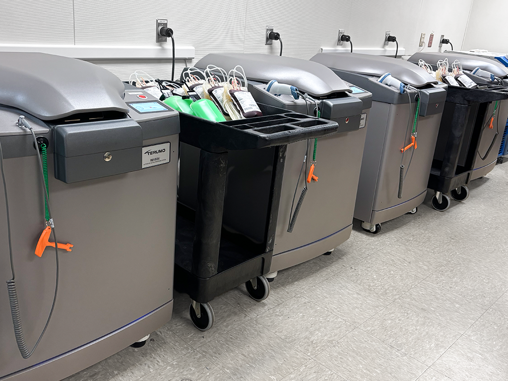 The Blood Center -  Reveos machines